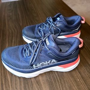 WOMEN’S HOKA ONE ONE BONDI 7 SHOES SZ 7.5